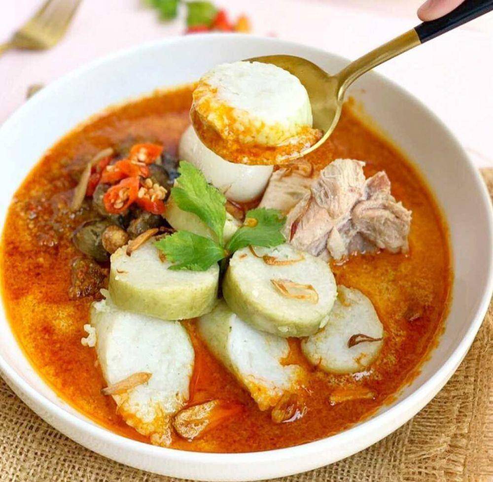 Lontong sayur betawi (instagram.com/dapoer_q)