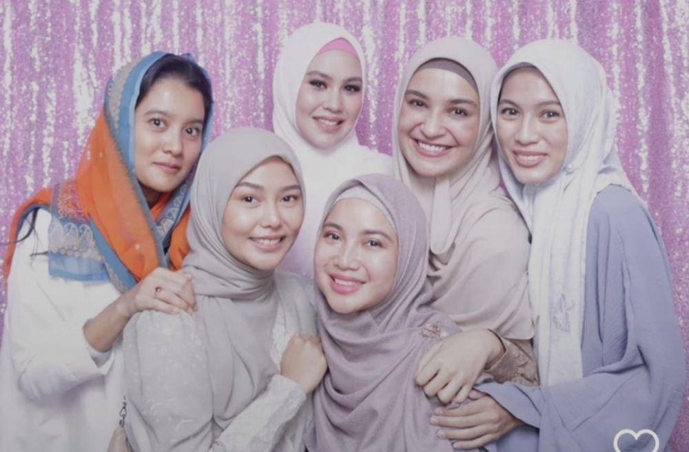 Dara Arafah dan rekan artis (instagram.com/shireensungkar)