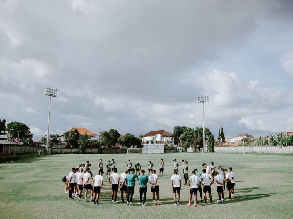 Pemain Bali United jalani latihan. (baliutd.com)