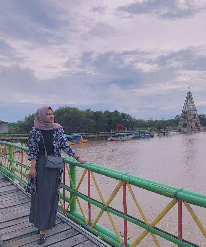 Pantai Pasir Kadilangu (instagram.com/hildaakd)