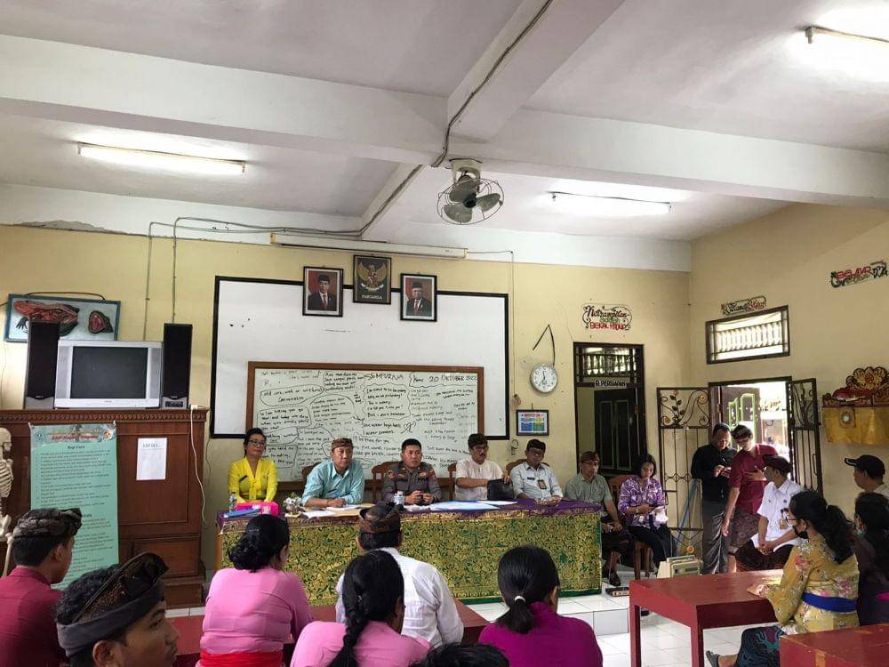 Demo di SMP N 5 Denpasar. (DokIDNTimes/istimewa)