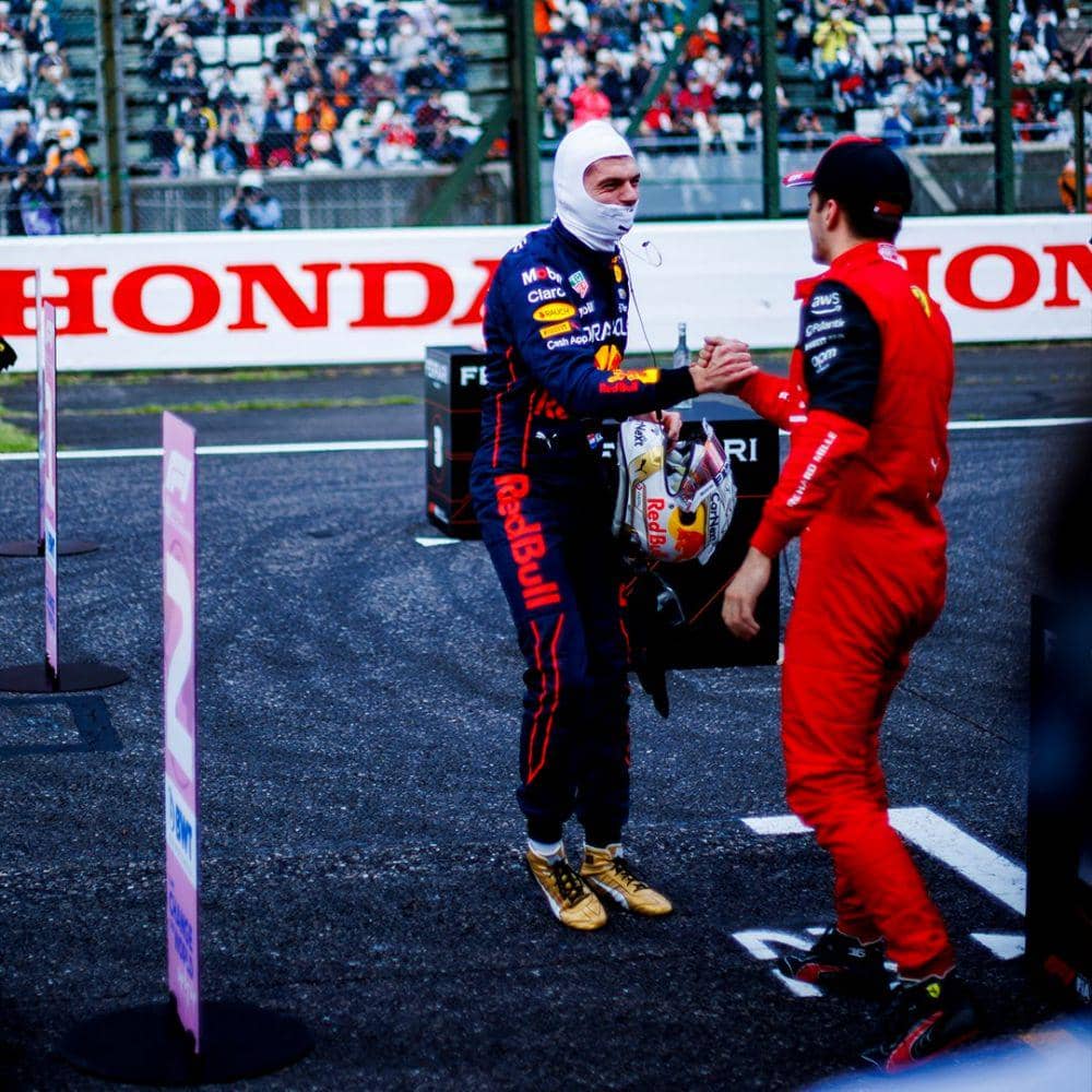 Max Verstappen dan Charles Leclerc (twitter.com/redbullracing)