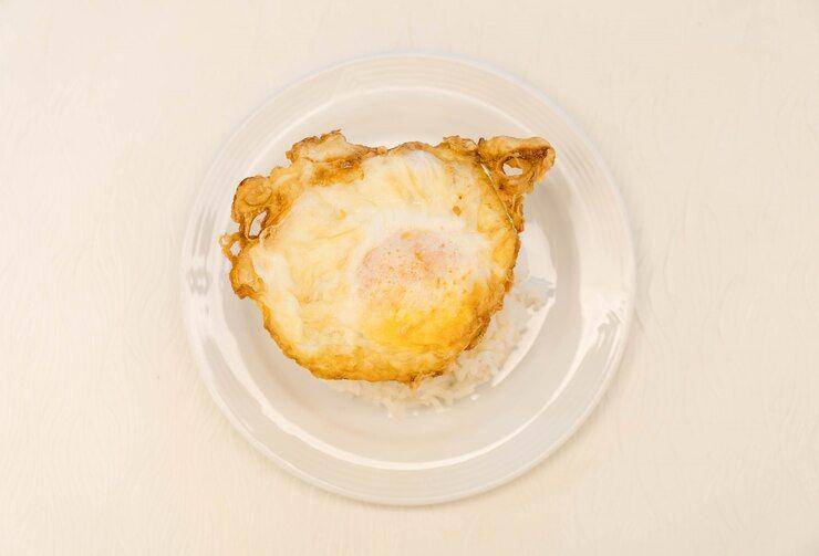 ilustrasi crisp egg (freepik.com/topntp26)