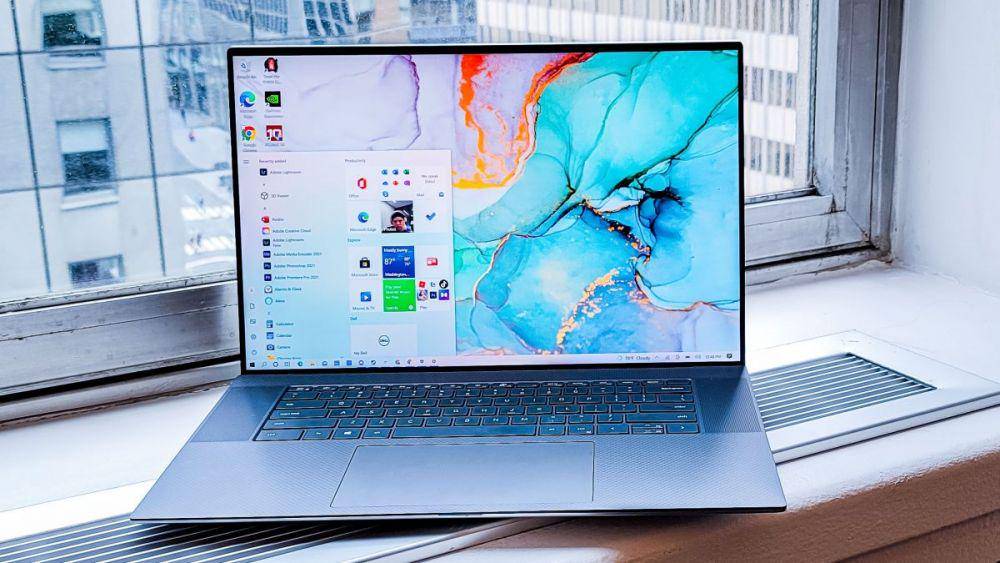 potret Dell XPS 17 (2022) (techradar.com)