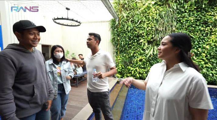 potret Raffi Ahmad dan Nagita Slavina undang fans ke Andara (youtube.com/Rans Entertainment)