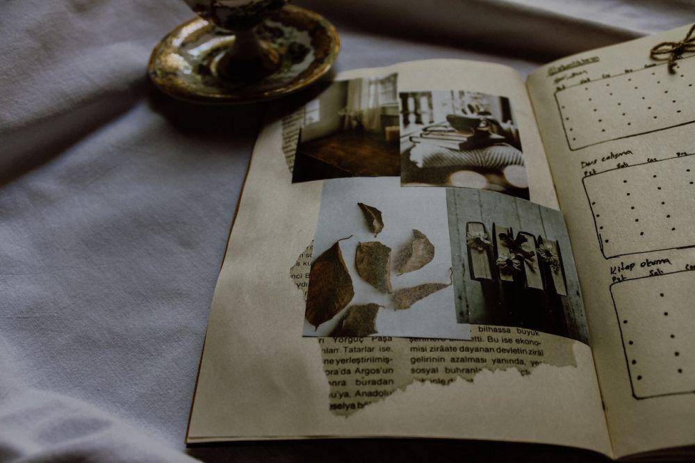 inspirasi scrapbook estetik (pexels.com/ Feyza Tuğba)