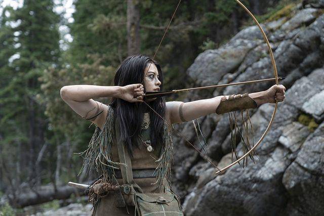 Amber Midthunder dalam film Prey. (dok. 20th Century Studios/Prey)