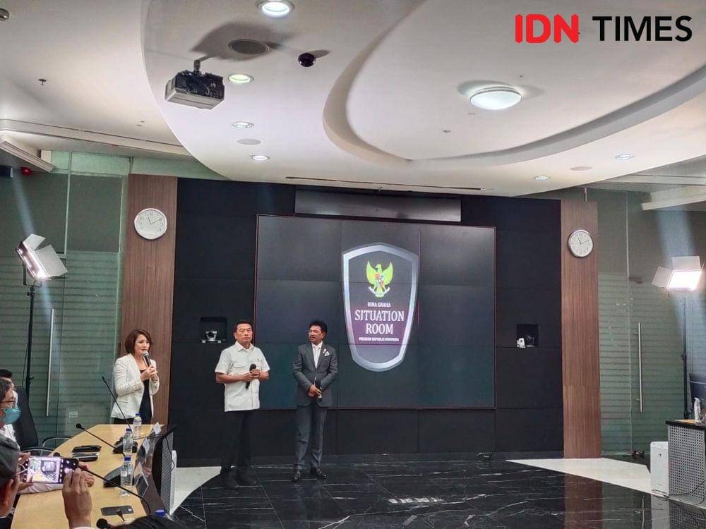 Paparan capaian kinerja pemerintah tahun 2022 oleh Kepala Staf Presiden, Moeldoko dan Menteri Kominfo, Johnny G Plate (IDN Times/Ilman Nafi'an)