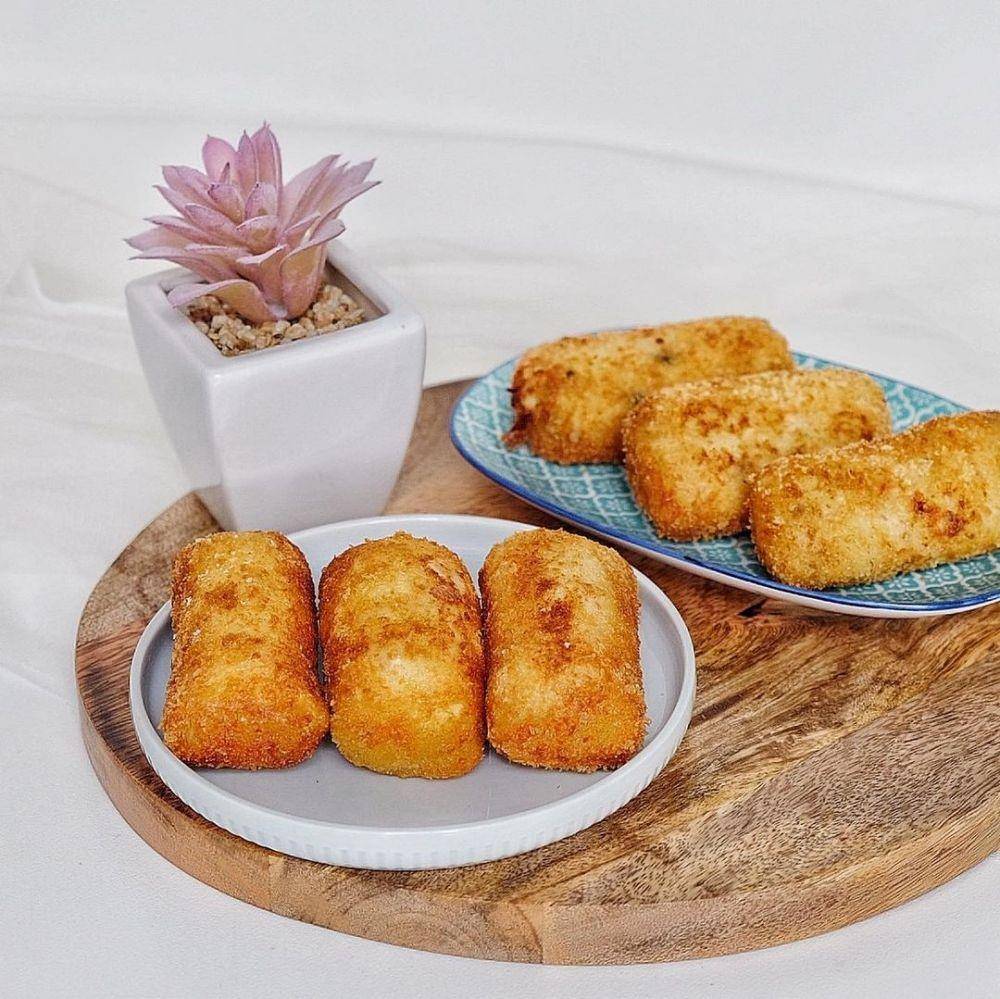 ilustrasi kroket ayam jamur (instagram.com/smallbites.patisserie)