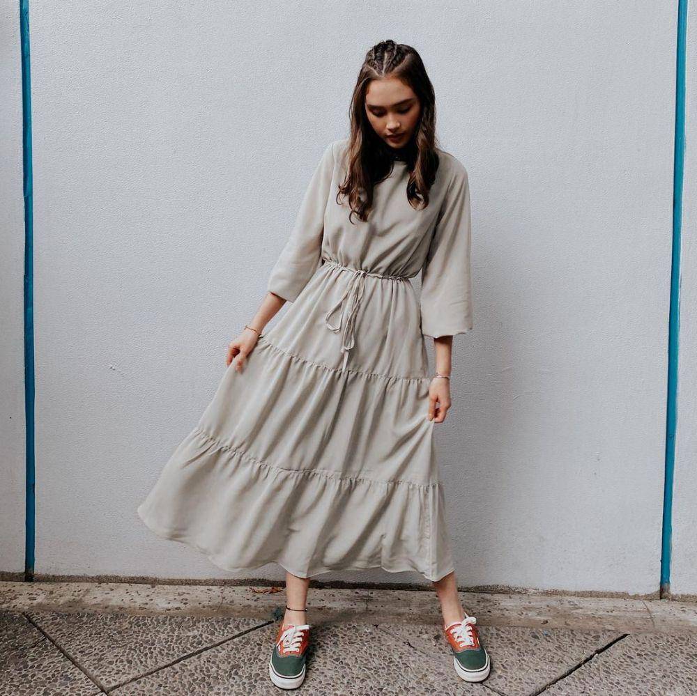Poplin dress ala Caitlin Halderman (instagram.com/caitlinhalderman)