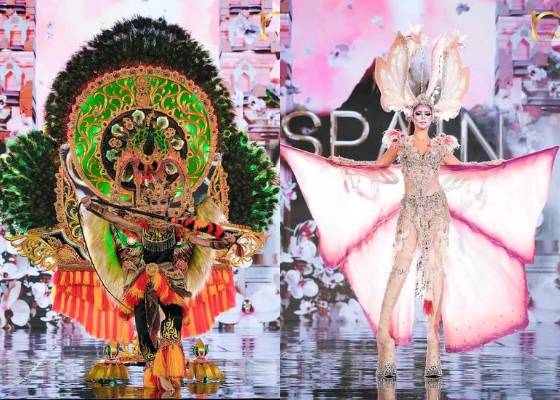 Potret Finalis Miss Grand International 2022 dalam Balutan Kostum Nasional (Facebook.com/Miss Grand International)