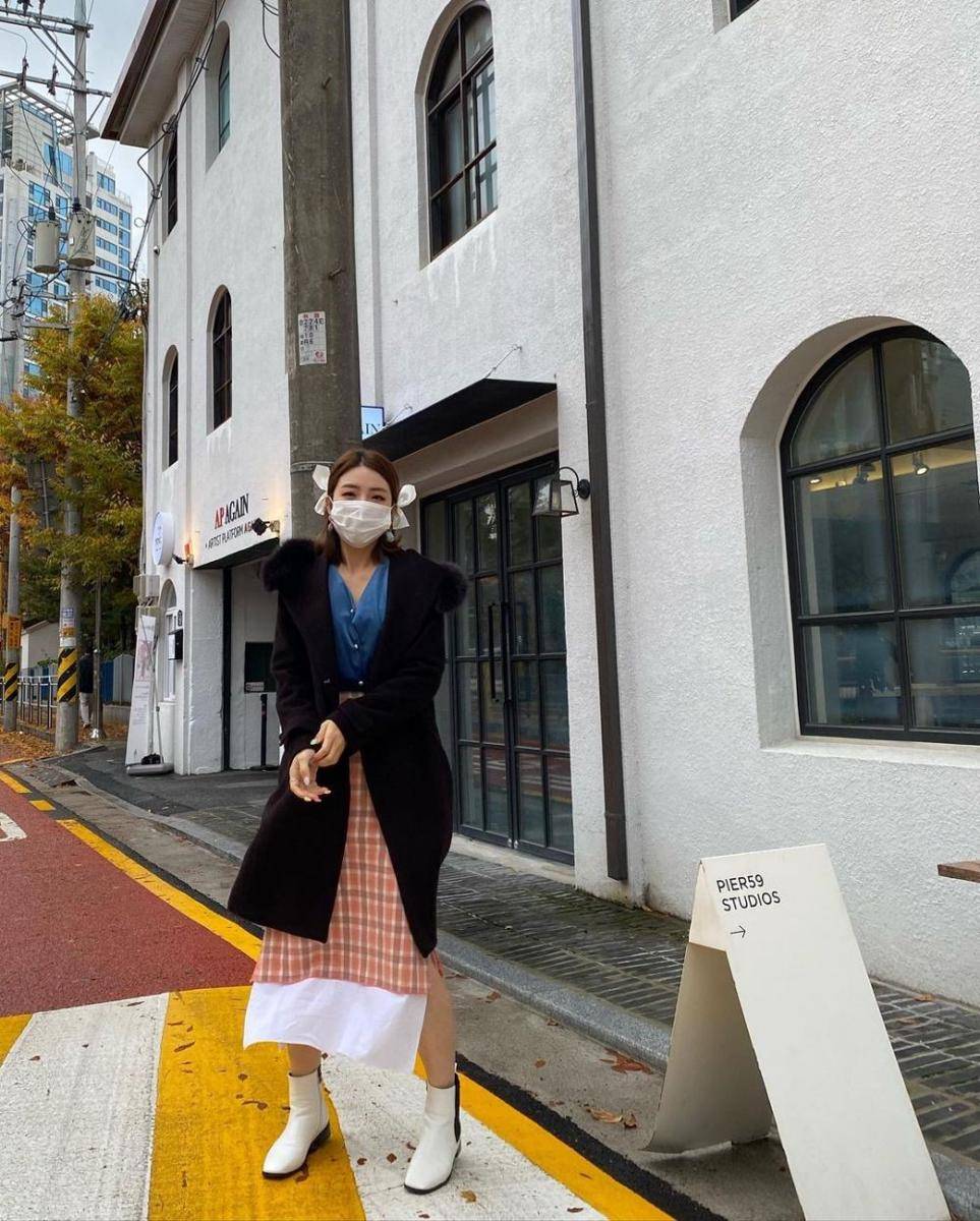 Korean style ala Han Yoo Ra (instagram.com/big_miss_han)