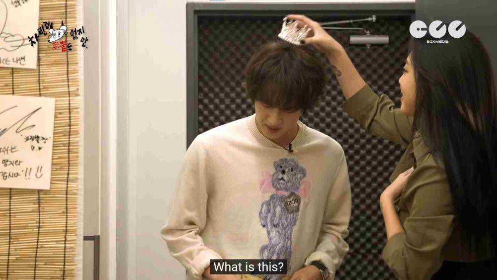 Jin BTS di No Praper Lee Young Ji (YouTube.com/ 차린건 쥐뿔도 없지만/)