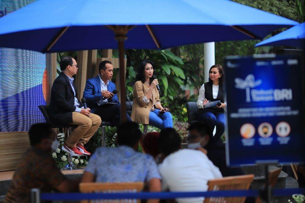 Direktur Bisnis Konsumer BRI, Handayani memberikan paparan (Dok. BRI)