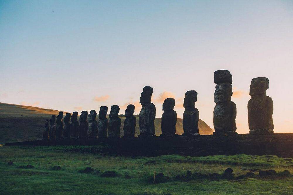 Ilustrasi Moai Rapa Nui (pixabay.com/SOFCOR)