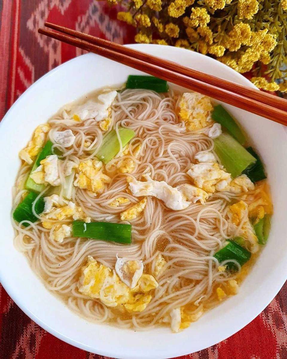 misoa kuah telur (instagram.com/yscooking)