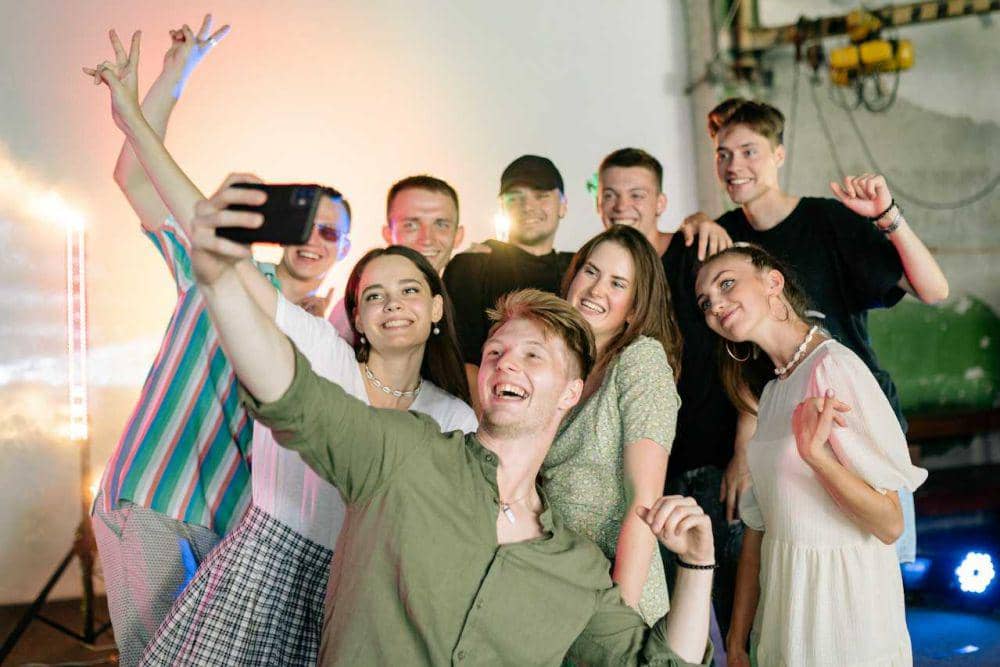 6 Cara Bikin Acara Perpisahan tanpa Air Mata, Lebih Bermanfaat