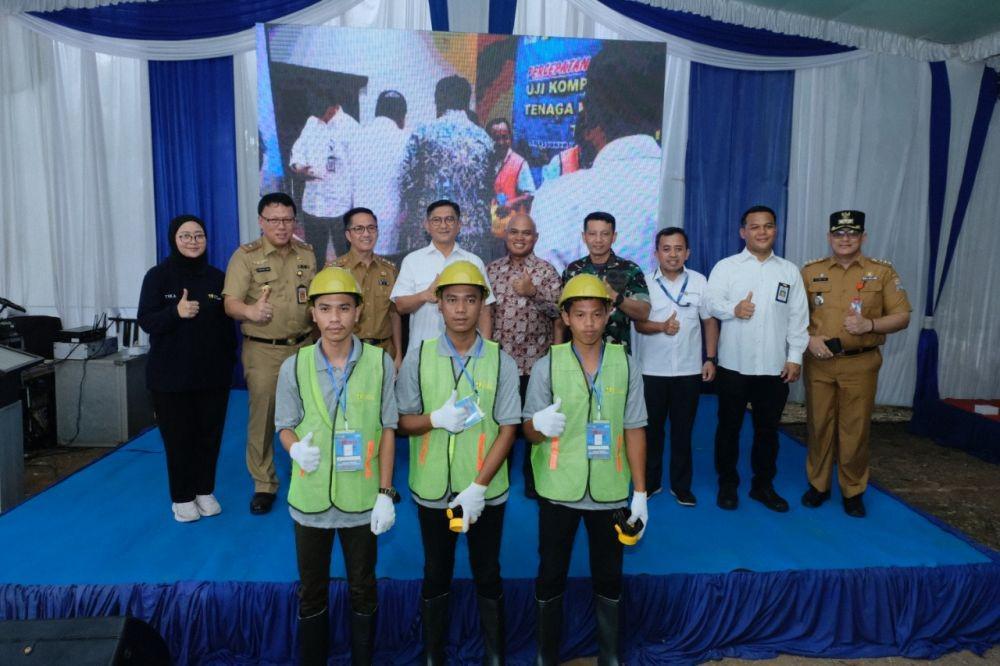 1.600 Pekerja Konstruksi Palembang Ikut Uji Kompetensi Bersertifikasi