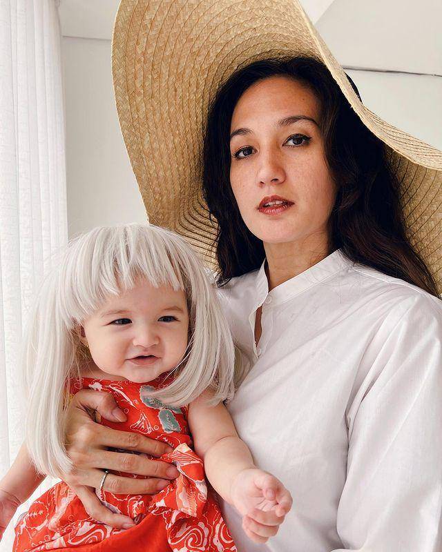 potret Nadine Chandrawinata dan sang anak (instagram.com/nadinelist)