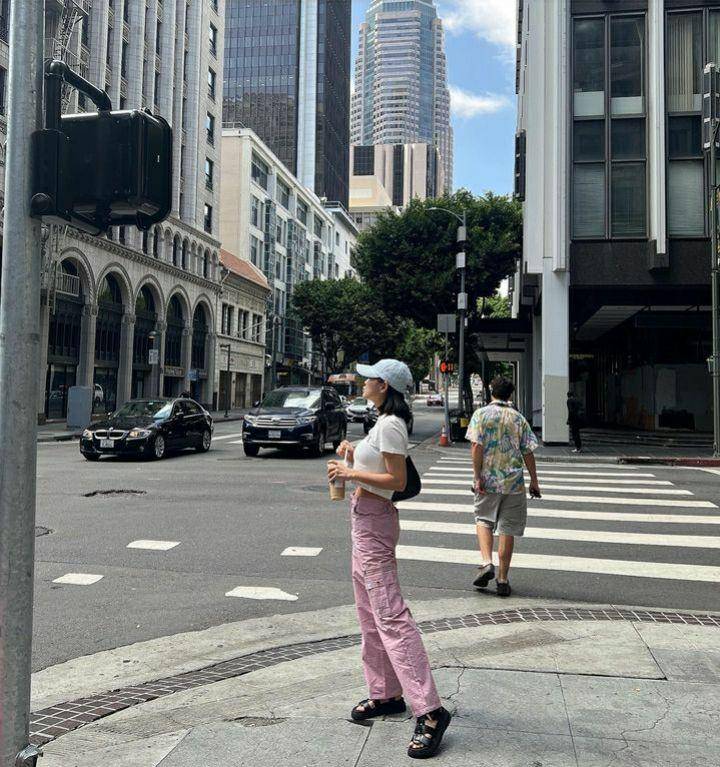 ootd Kim Sejeong (instagram.com/clean_0828)