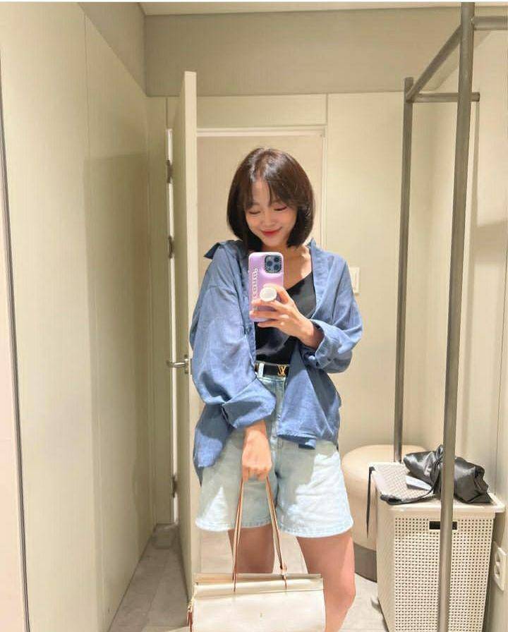 ootd Kim Sejeong (instagram.com/clean_0828)