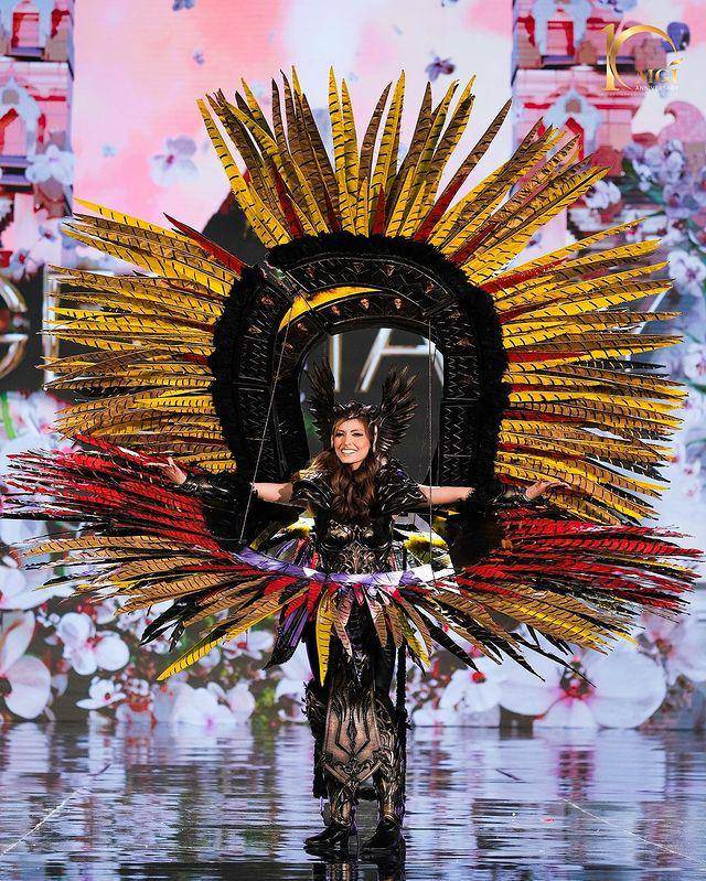 Potret Finalis Miss Grand International 2022 dalam Balutan Kostum Nasional (Facebook.com/Miss Grand International)