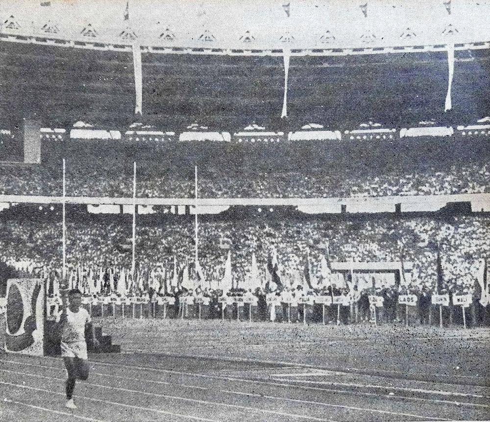 Ganefo I di Stadion Gelora Bung Karno (Wikimedia/Majalah Pantja-sila)