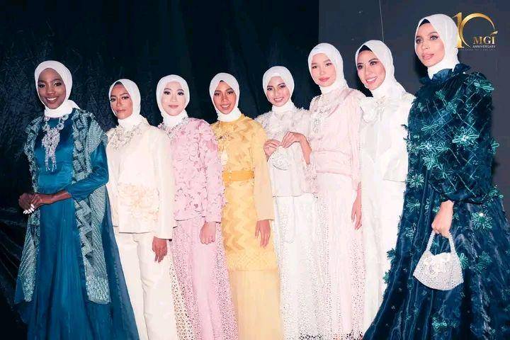 Potret Penampilan Finalis Miss Grand International 2022 di Jakarta Muslim Fashion Week (Facebook.com/Miss Grand International)