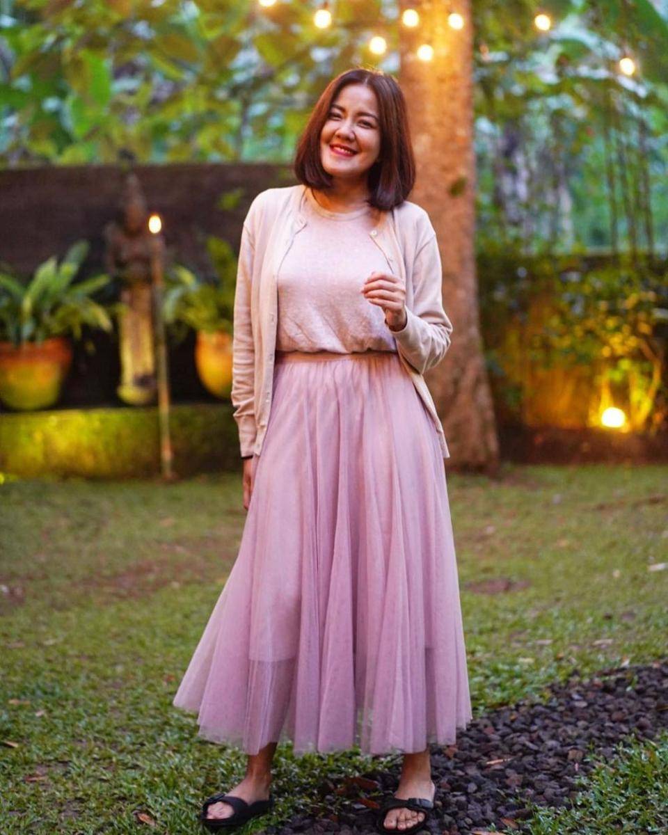 Pilihan style ala Ivy Batuta (instagram.com/ivybatuta)