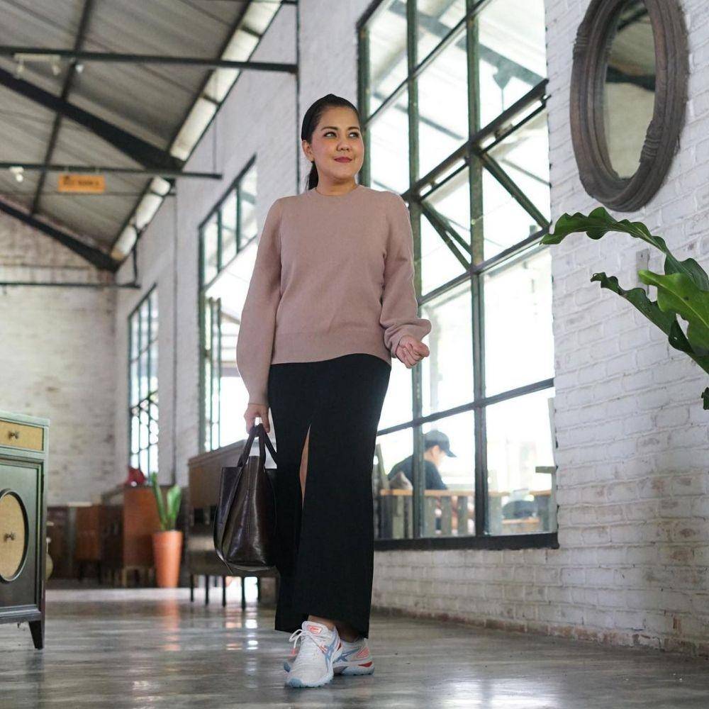 Pilihan style ala Ivy Batuta (instagram.com/ivybatuta)