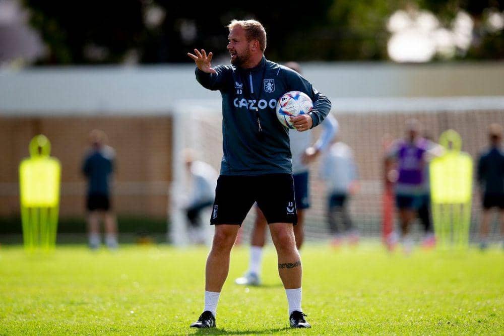 Aaron Danks (instagram.com/coachdanks)