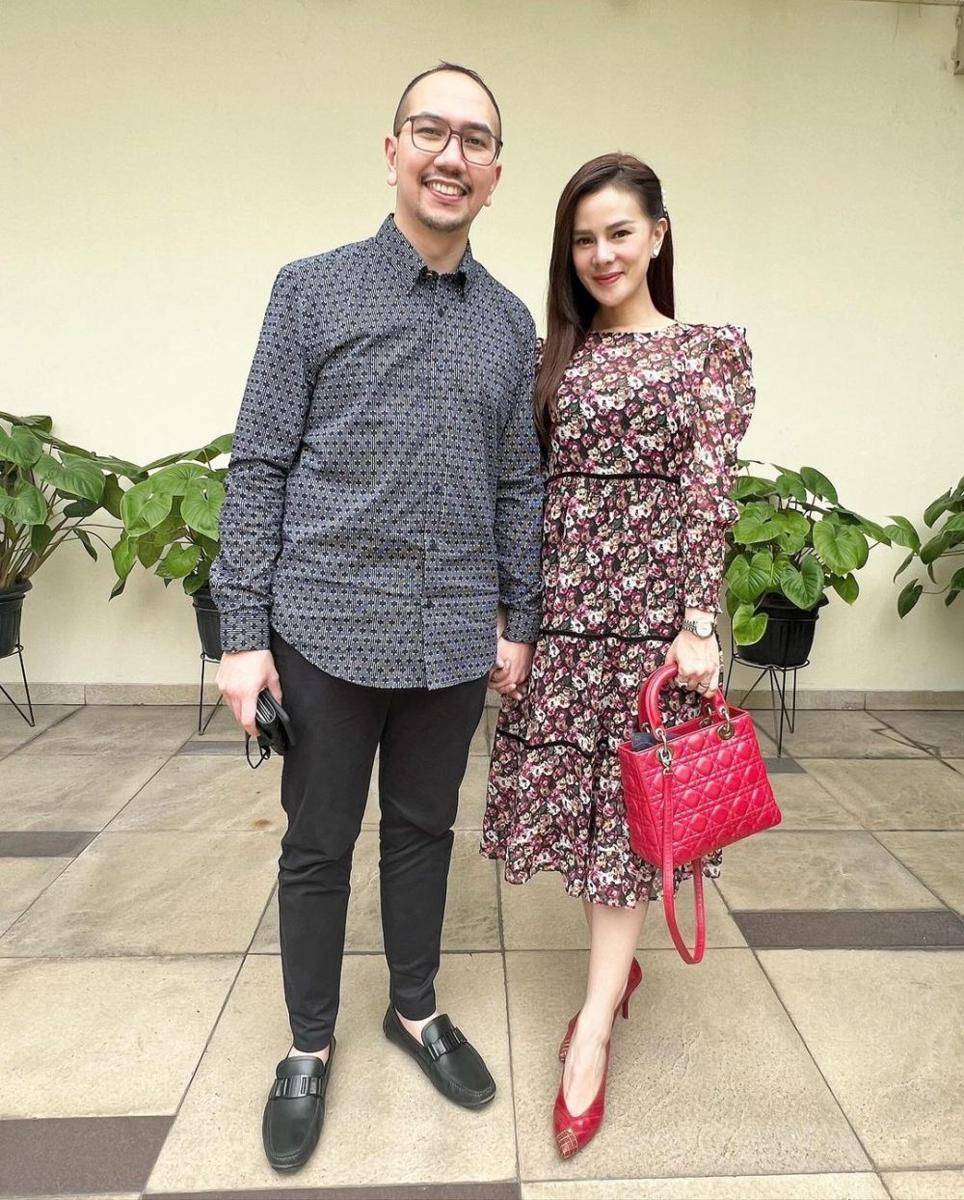 OOTD couple ala Astrid Tiar dan suami (instagram.com/astridtiar127)