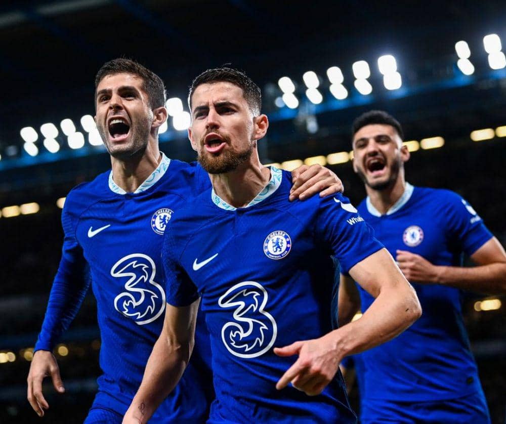 Jorginho cetak penalti untuk Chelsea dalam 1-1 menghadapi Manchester United pada 22 Oktober 2022. (instagram.com/chelseafc)