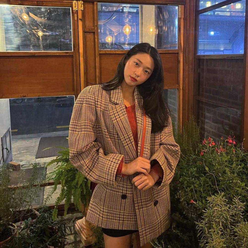 Seolhyun (instagram.com/s2seolhyuns2)