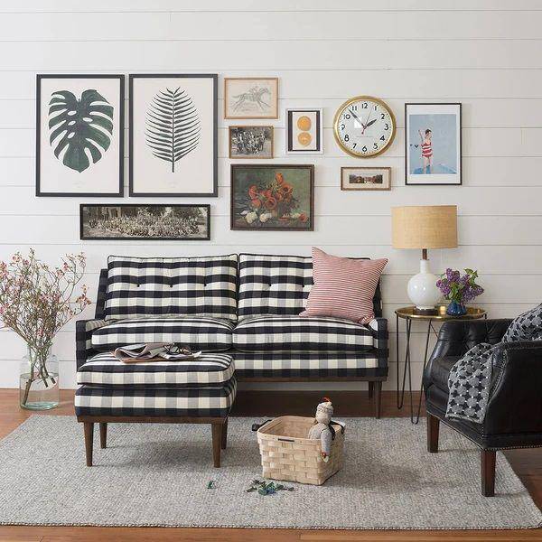 inspirasi dekorasi motif kotak-kotak di ruang keluarga (homedaystudio.com)