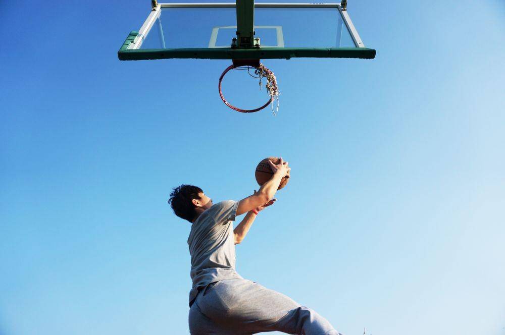 ilustrasi olahraga bola basket (pexels.com/Pixabay)