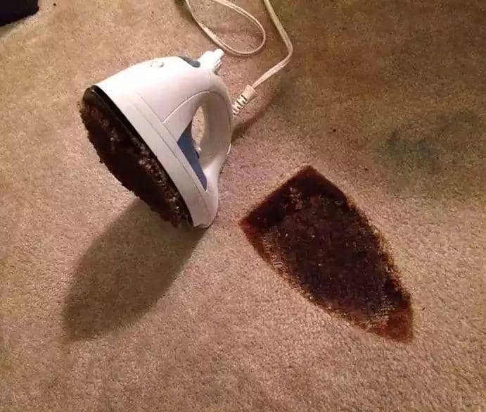 momen kocak saat menyetrika (twitter.com/nocontxtnetijen)