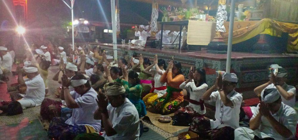 10 Doa Hindu Mengawali Tahun yang Baru, Semoga Dilindungi