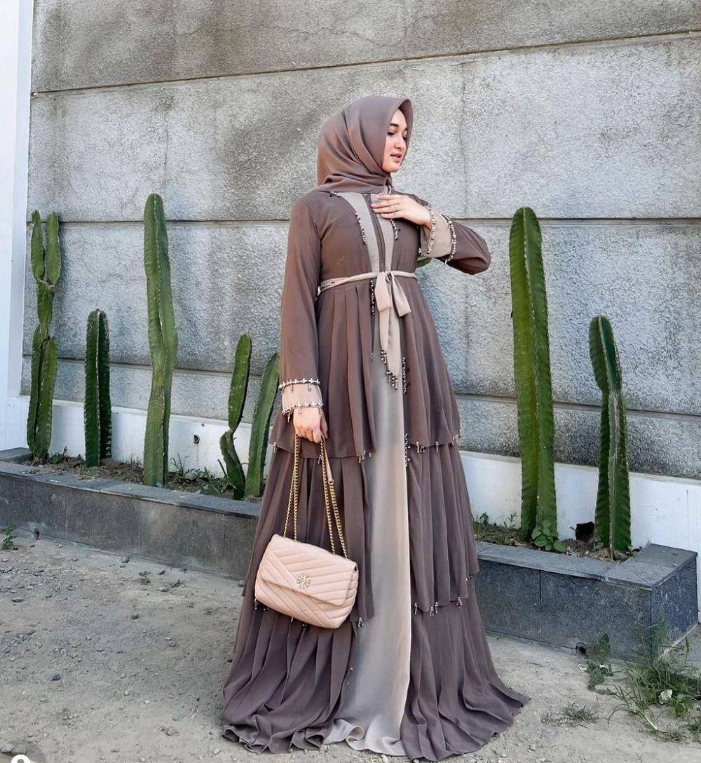 Selebgram Zsalsa Nadila (instagram.com/zsalsadil)