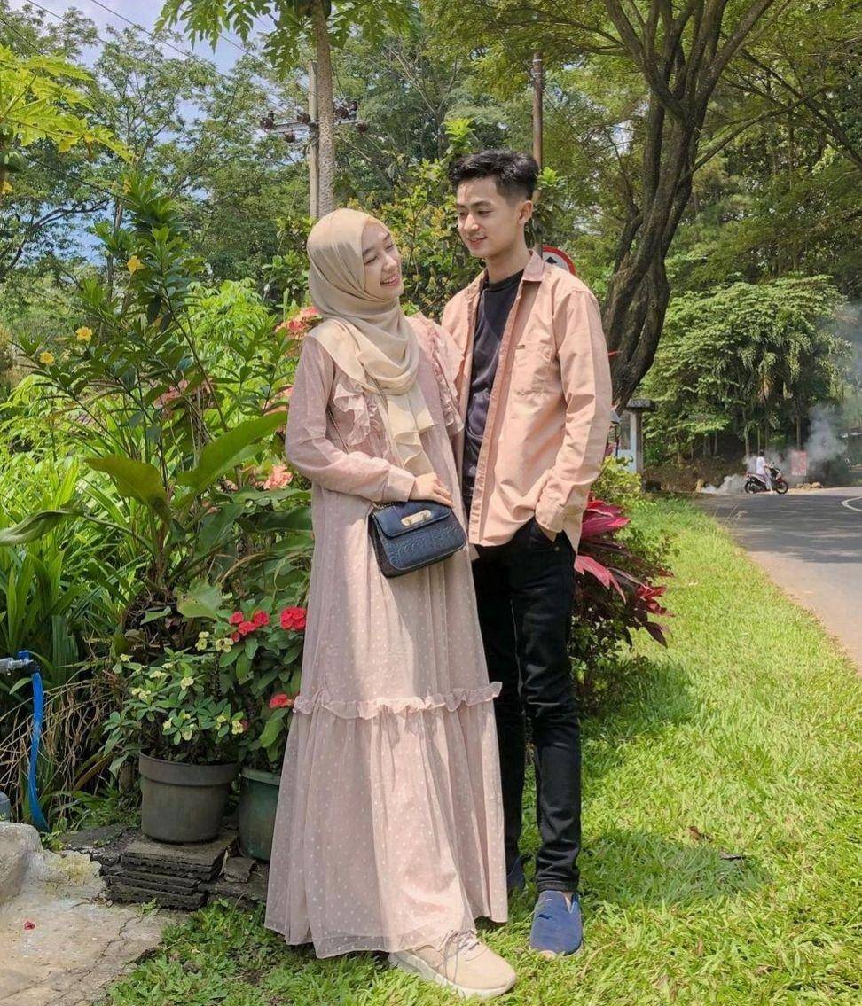 Ootd kondangan couple (instagram.com/illona.gf)