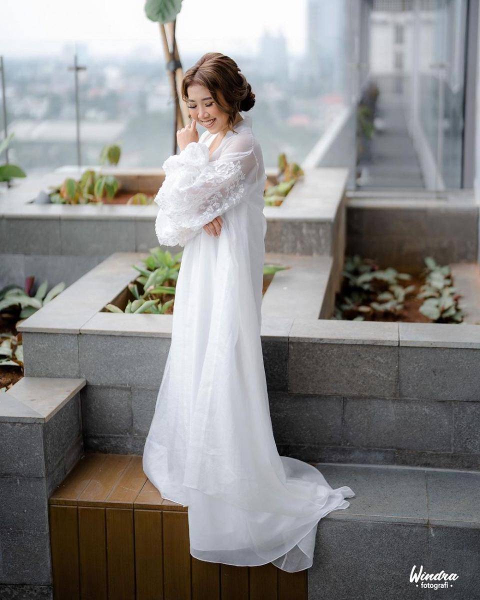 Lamaran Kiky Saputri (instagram.com/windrafotografi)