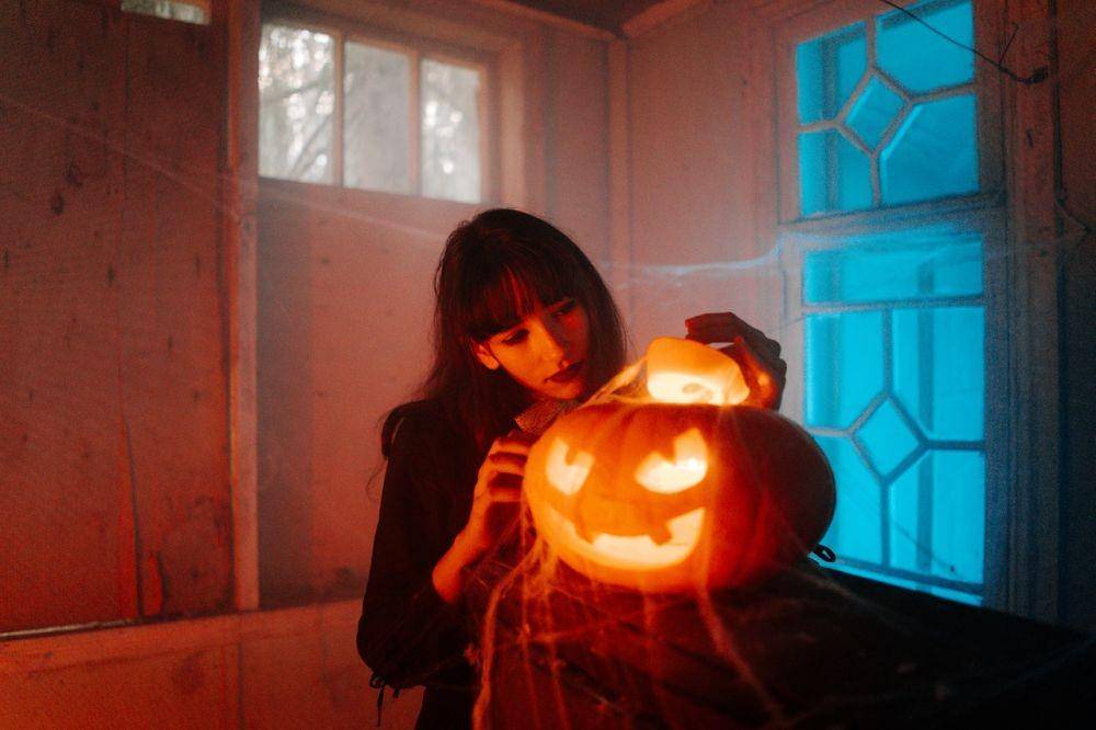 Ilustrasi Halloween (pexels.com/cottonbro)