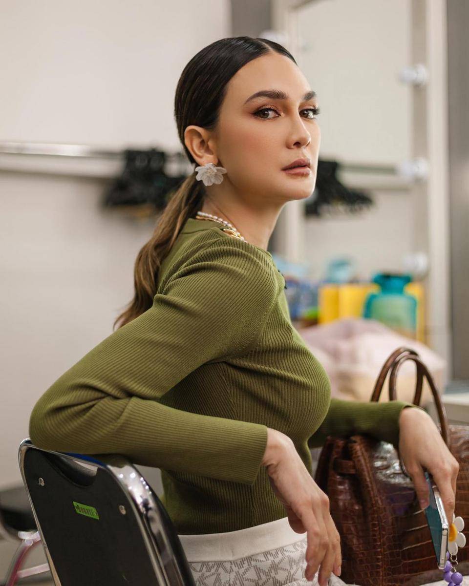 potret luna maya (instagram.com/lunamaya)