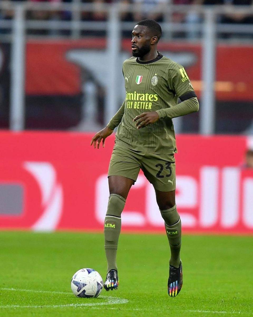 Fikayo Tomori (instagram.com/fikayotomori)