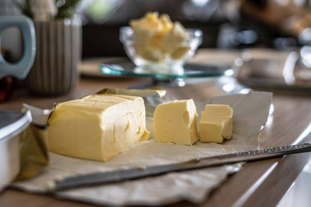 Ilustrasi salted butter (unsplash.com/sxtcxtc)