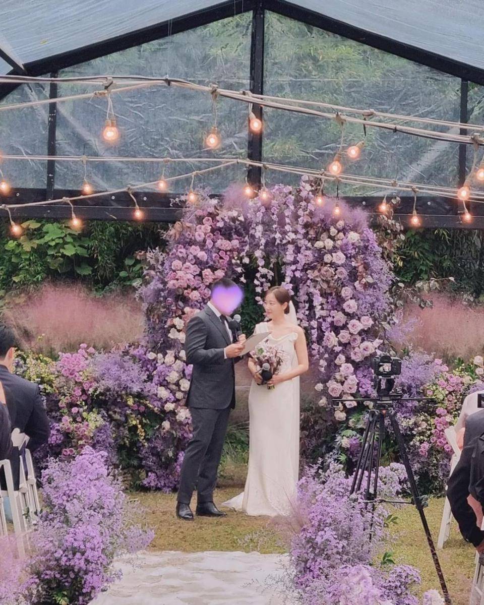 pernikahan Go Woo Ri (instagram.com/rainbowoori)