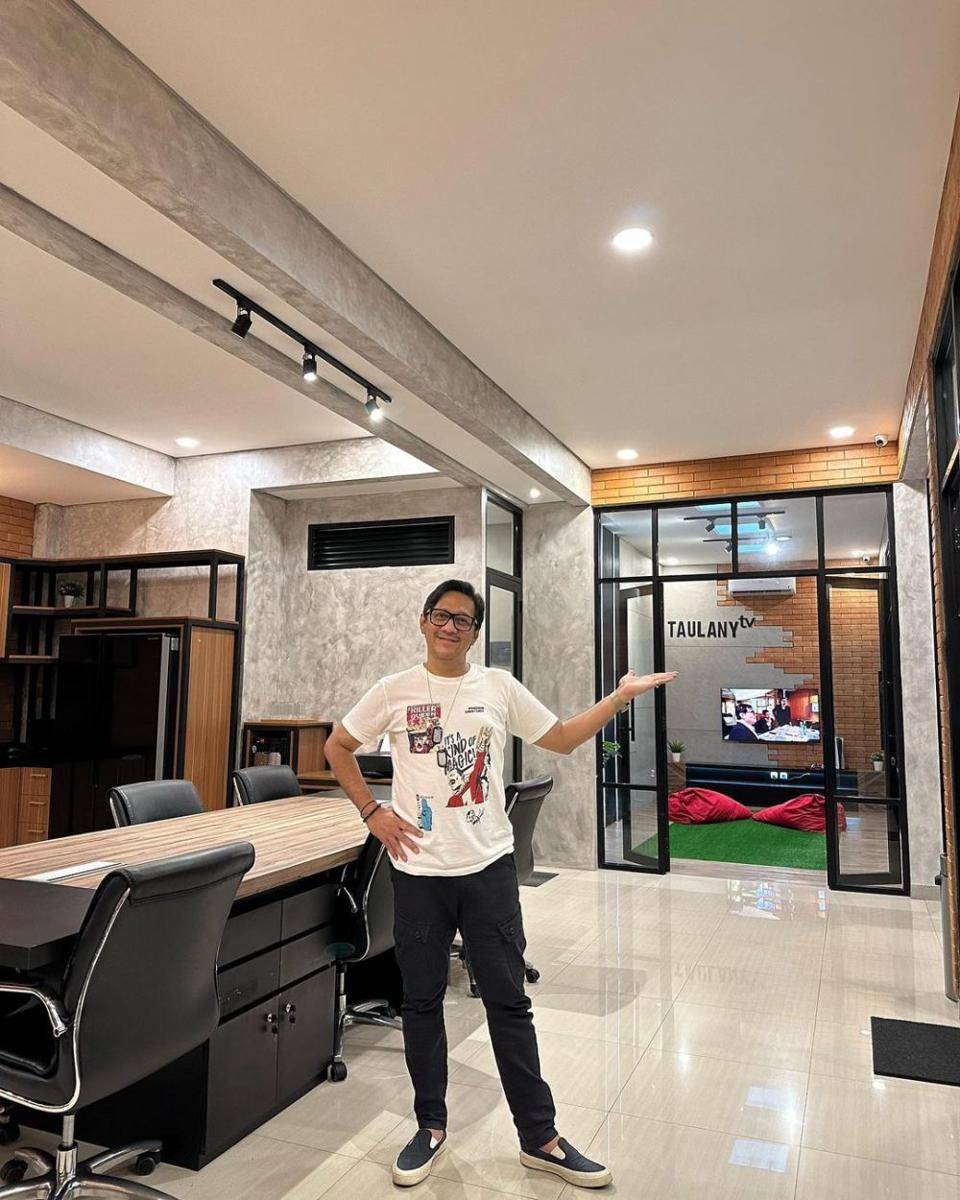 kantor Andre Taulany (Instagram.com/andreastaulany)