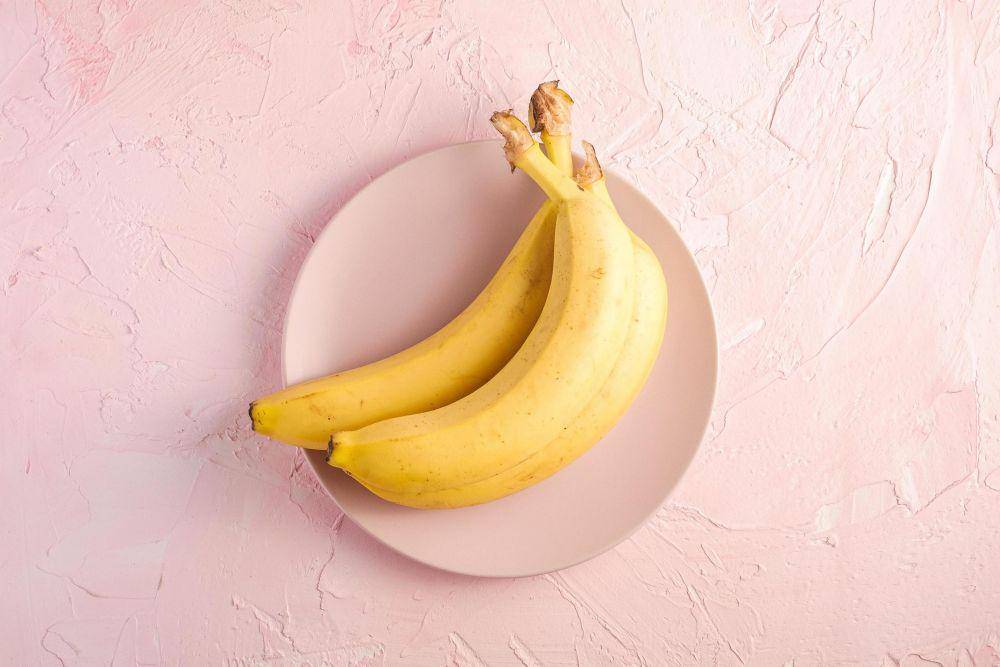 pisang (vecteezy.com/Rodion Kutsaev)