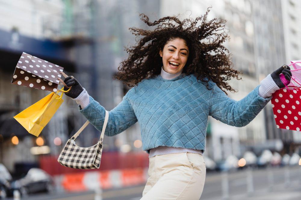 5 Tips untuk Melepaskan Diri dari Gaya Hidup Materialistis