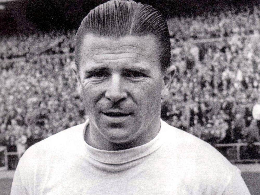 potret Ferenc Puskas (twitter.com/FIFAcom)